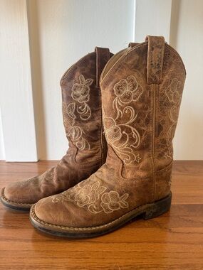 Shyanne Brown Embroidered Kids Western Boots